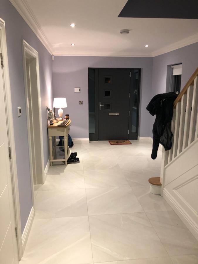 1 Luxurious Room In Family Home Killarney Eksteriør billede